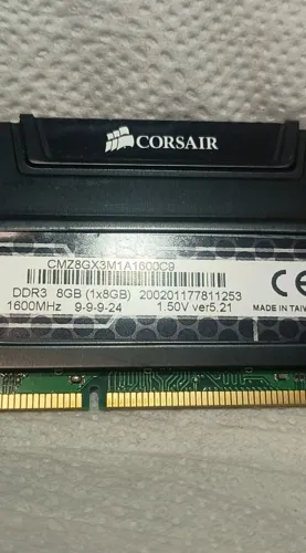 Memoria Corsair vengeance rgb 8gb 1666mhz