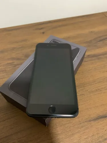 iPhone 8 Plus