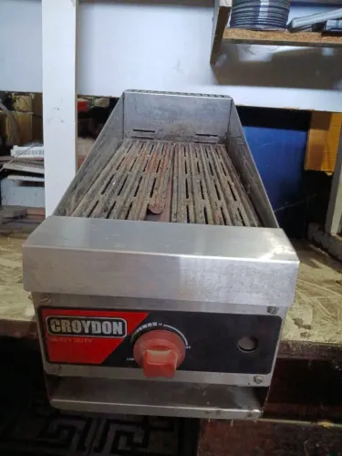 Grelha/ churrasqueira a gás profissional Croydon