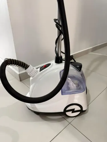 Passadeira a vapor Cadence