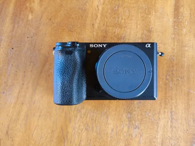 SONY A6500 + BATERIAS