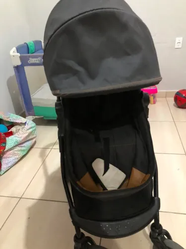 Vendo carinho de bebê