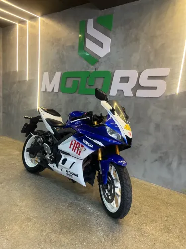 Yamaha YZF R-3 321 2020