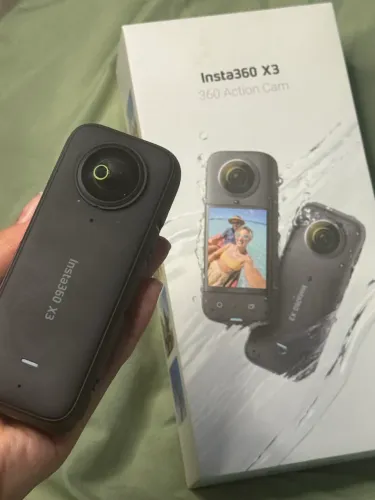 Câmera Insta360 X3