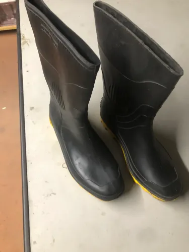 Bota borracha 36 -37
