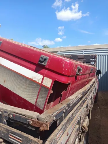 VENDO carroceria para D20 1994