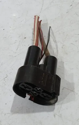 Conector De Chicote Mercedes W213 / A2225400081   