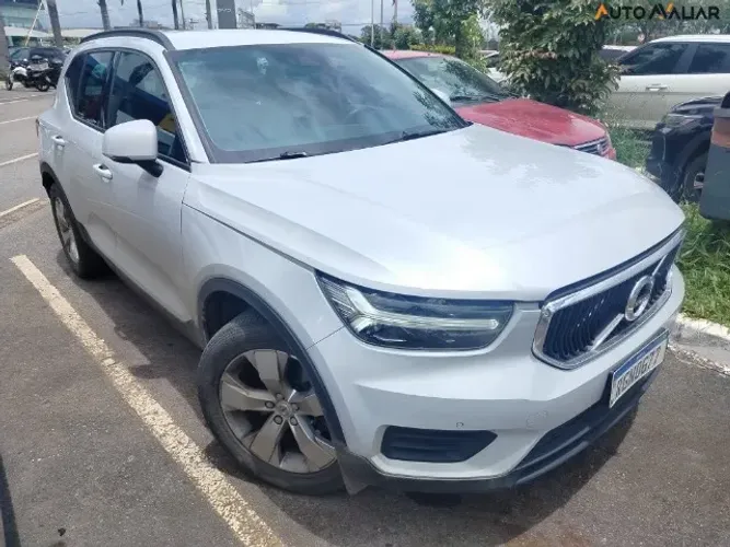 Volvo XC40 T-4 2.0 190cv FWD 2020