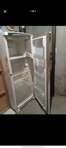 Vende-se geladeira consul