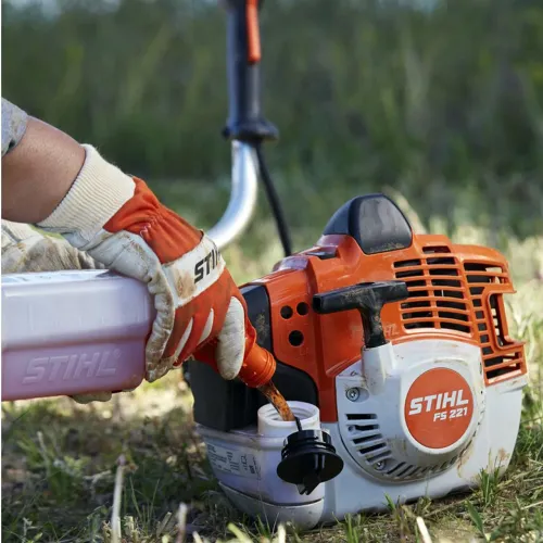 Roçadeira STHILL FS 221, VENDA