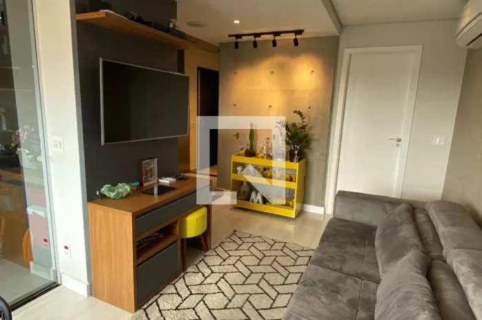 APARTAMENTO RESIDENTIAL em Campinas - São Paulo, Cambuí