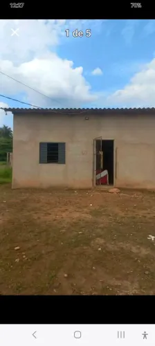 Vende-se casa no tropical