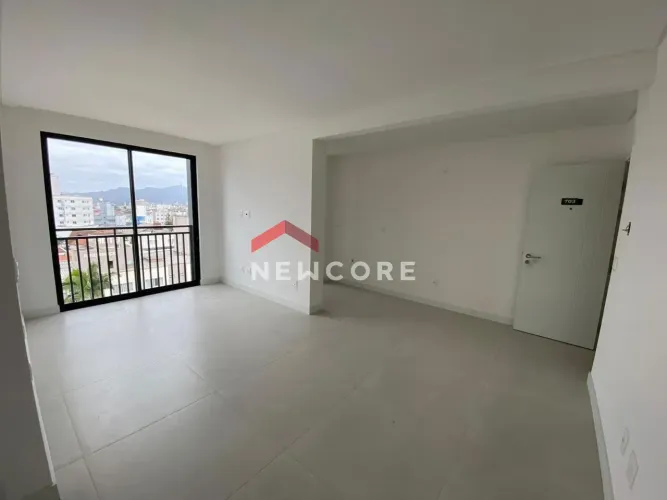 Apartamento em Rua Inglaterra - Nações - Balneário Camboriú/SC