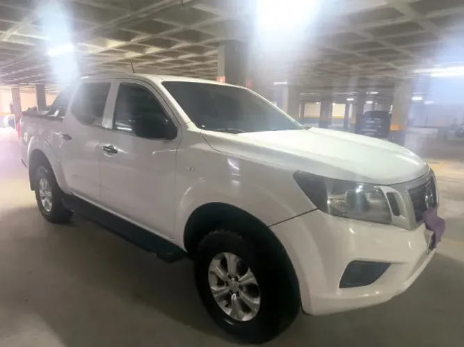 Nissan Frontier S CD 4X4 2.3 TB Diesel Mec. 2022