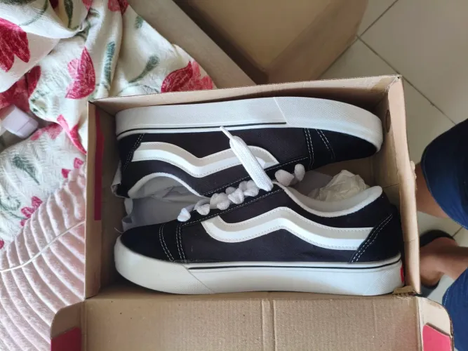 Tênis vans old school