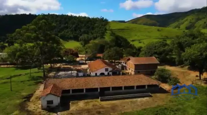 Sítio/Fazenda à Venda, 1.067 alqueires por R$ 75.000.000 Cód. ch2199