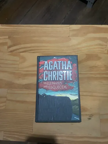 Os elefantes não esquecem Agatha Christie