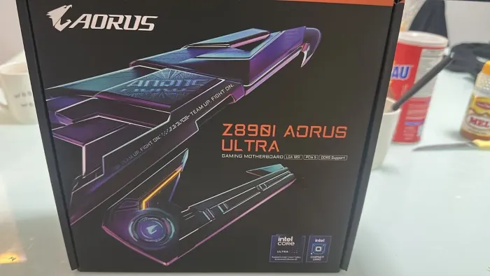 Placa-mãe GIGABYTE Z890I AORUS ULTRA - Mini-ITX