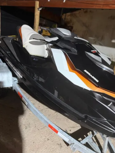 Vende se jet ski