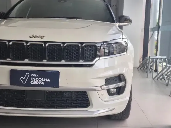 Jeep Commander Overland T270 1.3 TB Flex AUT 2025