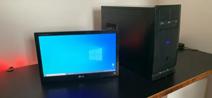 Pc 8GB de ram + monitor 16 polegadas