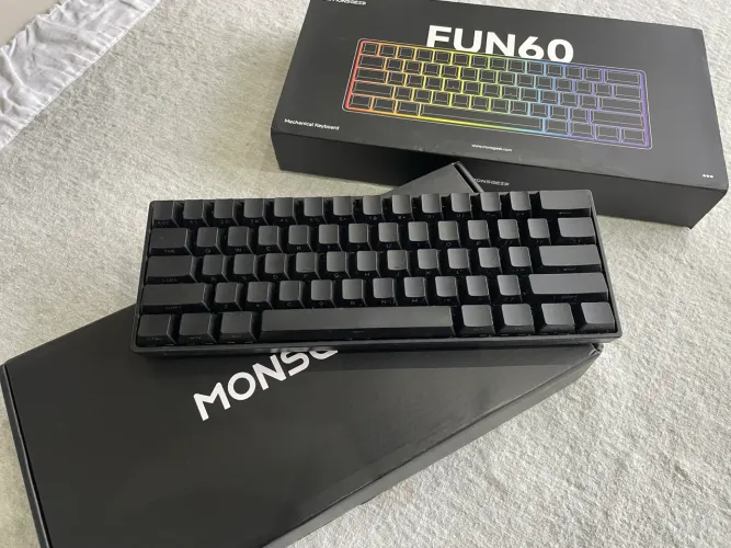 Teclado Akko MonsGeek FUN60 Pro - HE