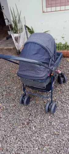 Carrinho bebê azul Burigotto 