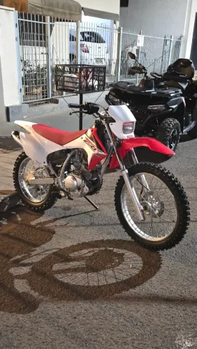 Xtz 125 Preparada Para Trilha Roupa CRF 230F Reformada