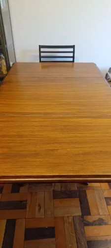 Mesa Inglesa retrô 