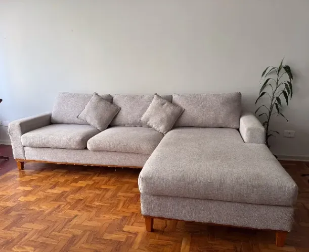 Sofá Westwing Sivas com Chaise | Moderno, Amplo e Confortável