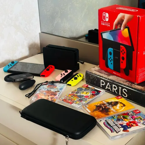 Vendo Nintendo Switch e acessórios completo e também separado ?