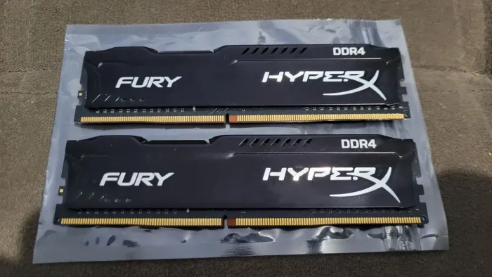 Memória RAM HyperX Fury 8GB DDR4 2400MHz