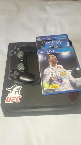 Ps4 sim + 1 controle + 2 jogos
