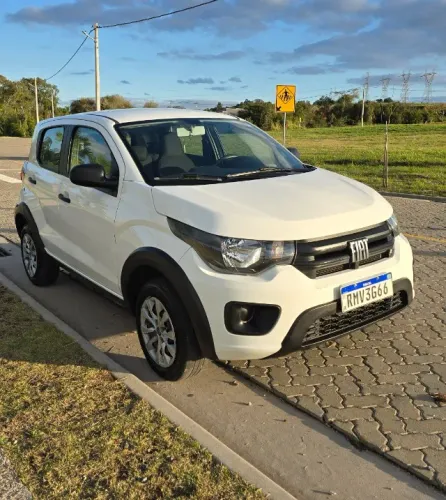 Fiat Mobi Like 1.0 Fire Flex 5P. 2021