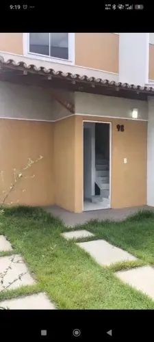 Alugo casa em condomínio fechado
