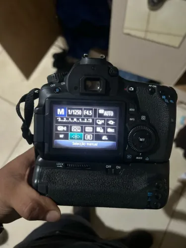 Canon 60D + Grip + 18-55