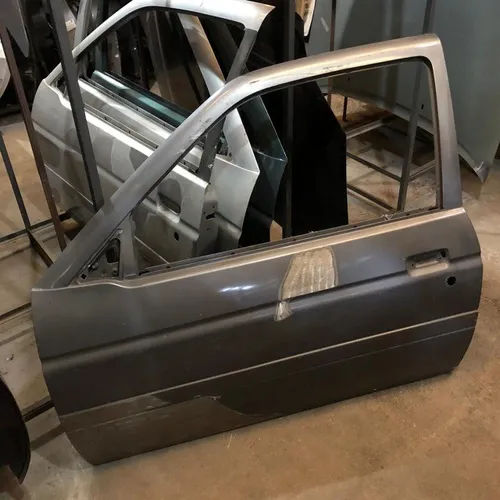 Porta Escort Europeu