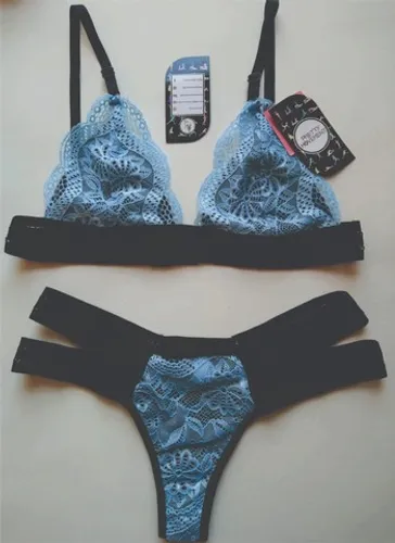 Conj lingerie de renda s/ bojo, s/ aro, forrado e c/ tiras de elástico trabalhado. 