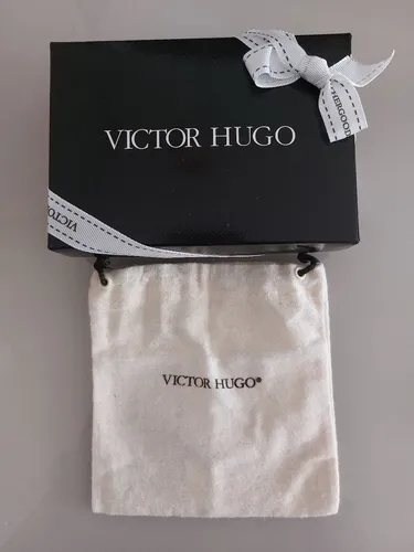 Caixa pequena Victor Hugo