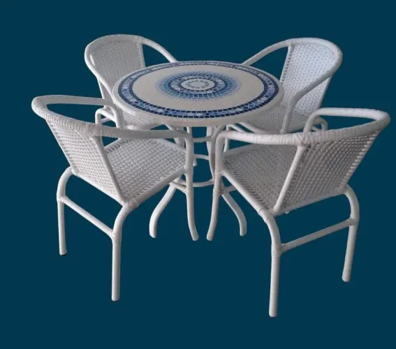 Jogo de Mesa de Jardim com 4 Cadeiras