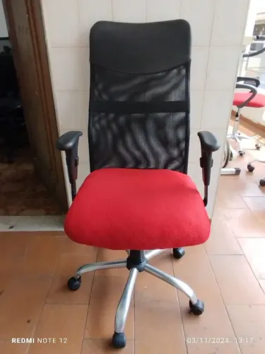 Cadeira de Escritório Mesh Confortável