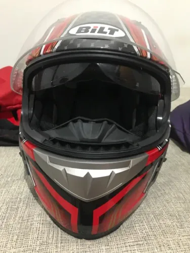 Capacete Bilt - Tamanho M - Novo