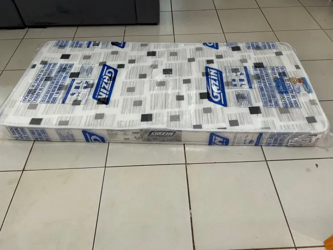 Colchão de Espuma solteiro GAZZIN - Novo 