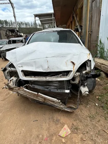 SUCATA CHEVROLET CORSA SEDAN 2007 (PARA RETIRADA DE PEÇAS)