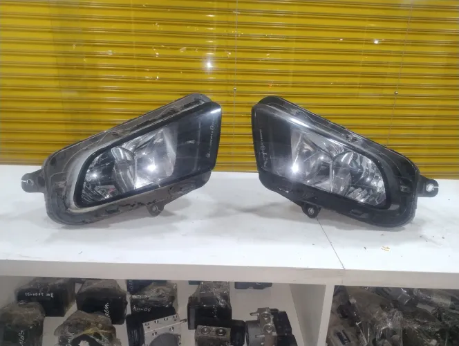par de farol da Fiat toro (sem led)