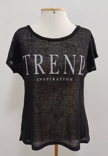 Blusa Preta Transparente Tule Sobreposição - MARISA