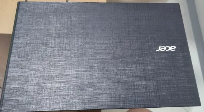 Notebook Acer E5-574 - preto