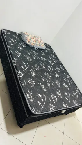 Cama de Casal MUITO CONSERVADA Unibox Conjugada