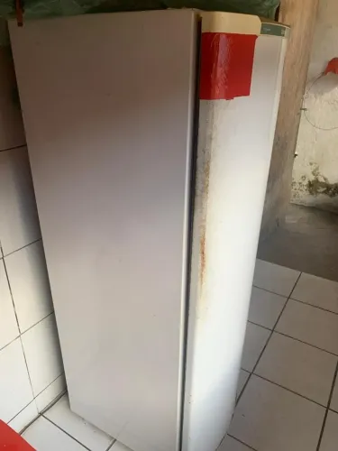 Geladeira - Leia descrição