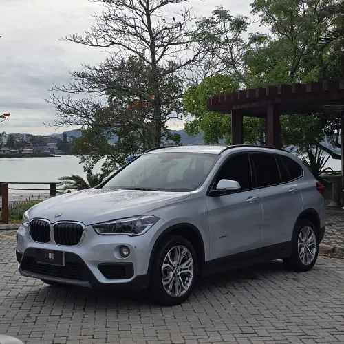 BMW X1 sDrive20i Active Flex 2018 - procedência 